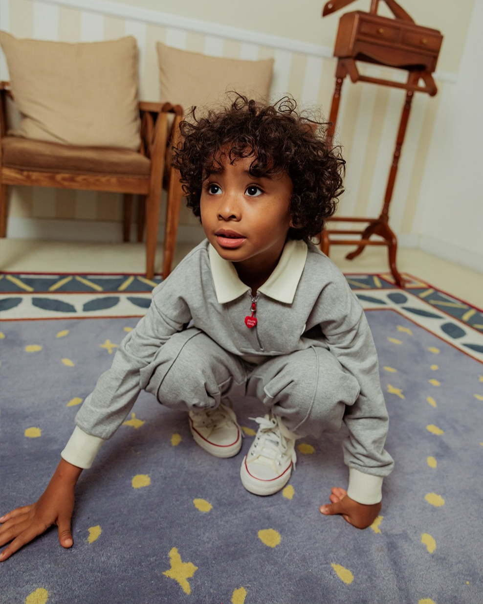 [SET] Grey BB Heart Collar Jogger