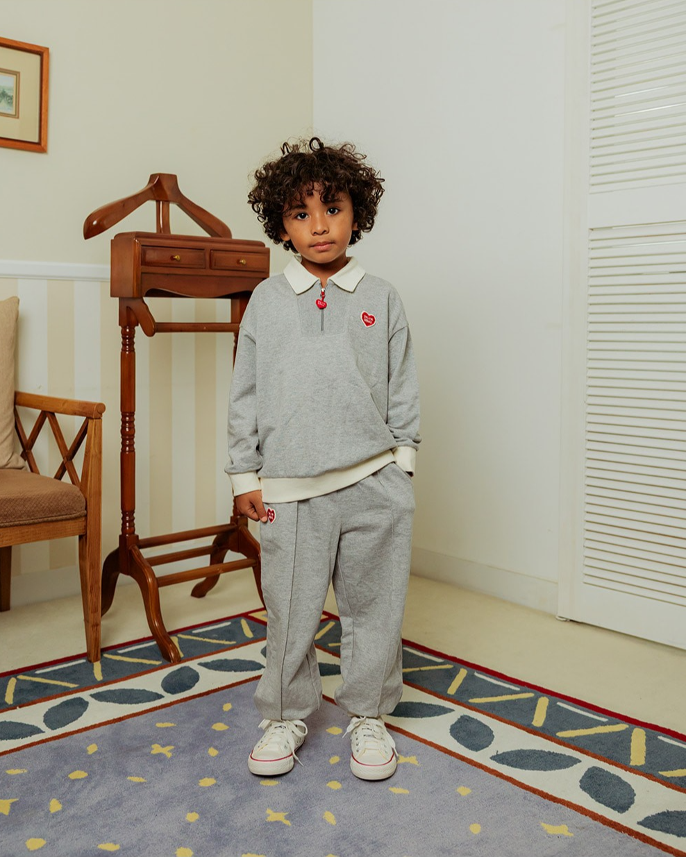 [SET] Grey BB Heart Collar Jogger
