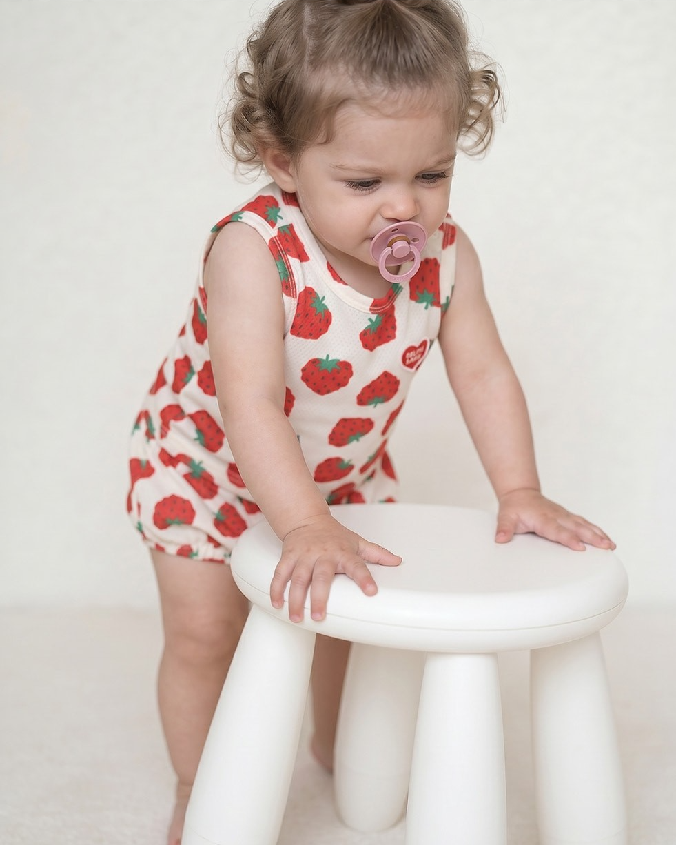 [BABY SET] Red Berry Pattern Mesh Sleeveless Shorts