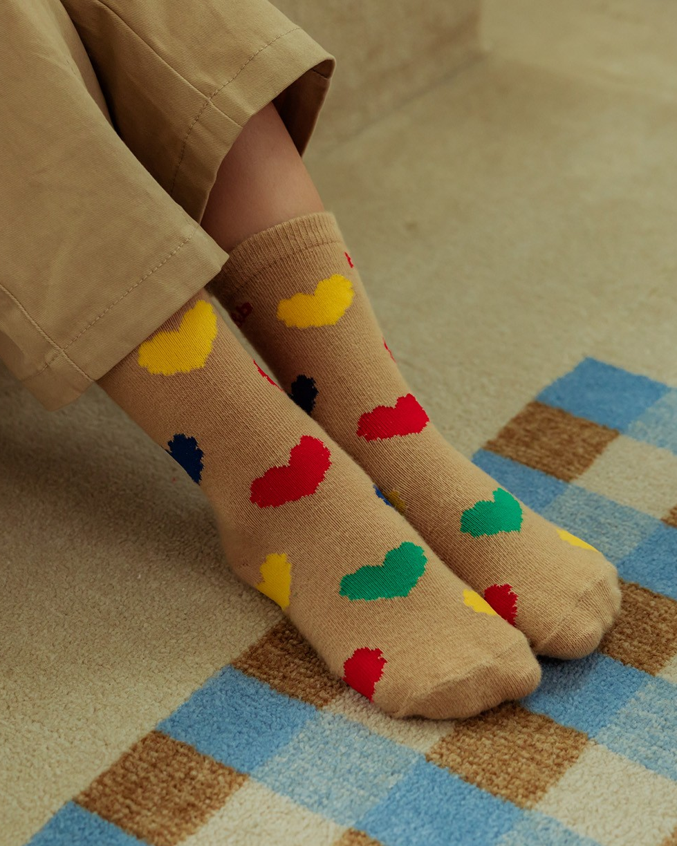 Camel BB Color Heart Pattern Socks