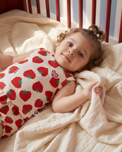 [BABY SET] Red Berry Pattern Mesh Sleeveless Shorts