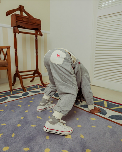 [SET] Grey BB Heart Collar Jogger