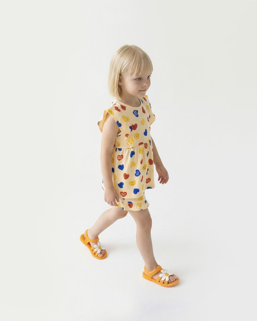 [GIRL SET] Light Yellow Smile Heart Pattern Blouse & Shorts