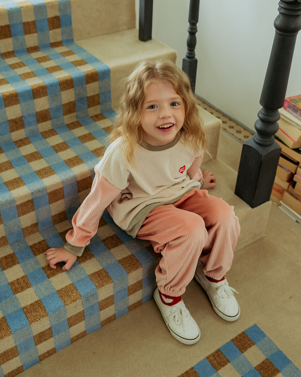 [SET] Beige BB Heart Color Block Velour Jogger