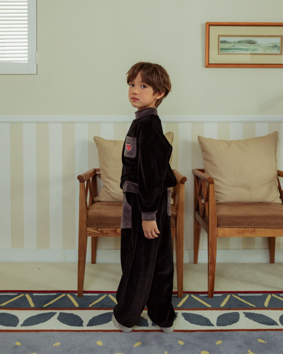 [SET] Black BB Heart Velour Half Neck Jogger