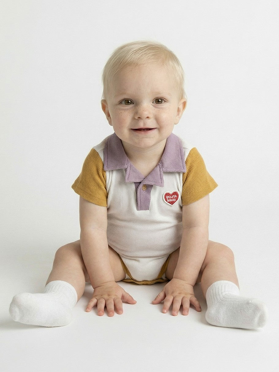 BABY Cream BB Heart Color Block Waffle Short Collar Bodysuit (Copy)
