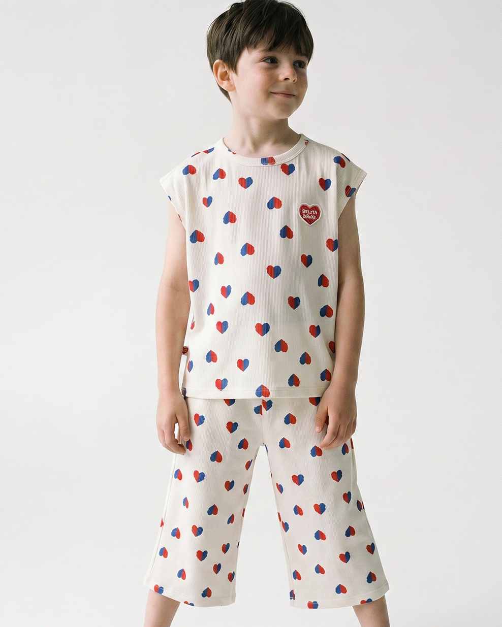 Ivory Red Blue Heart Pattern Crop Pants