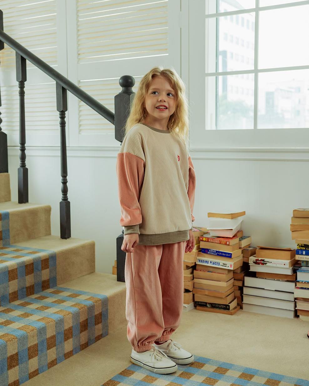 [SET] Beige BB Heart Color Block Velour Jogger