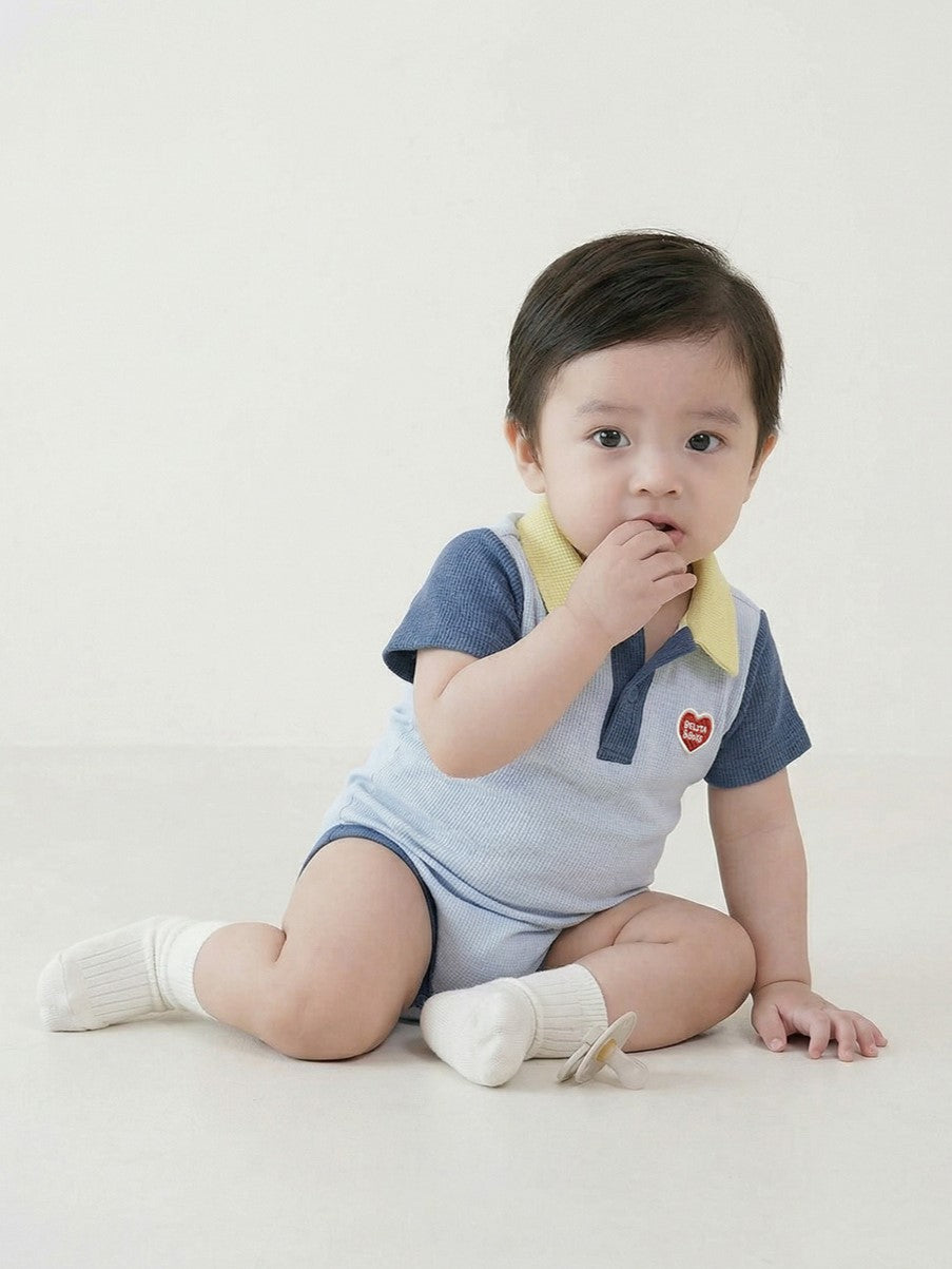 BABY Light Blue BB Heart Color Block Waffle Short Collar Bodysuit